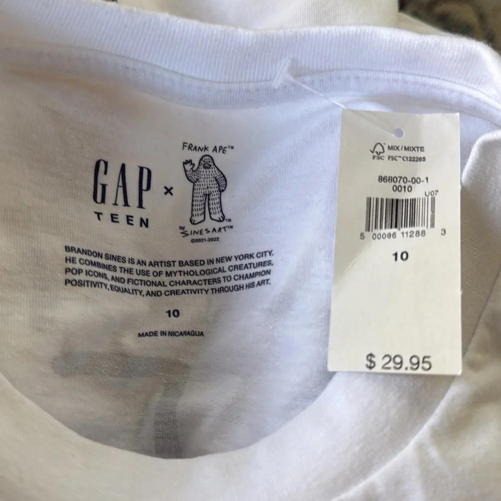 NWT Gap Teen t-shirt, sz 10 teen